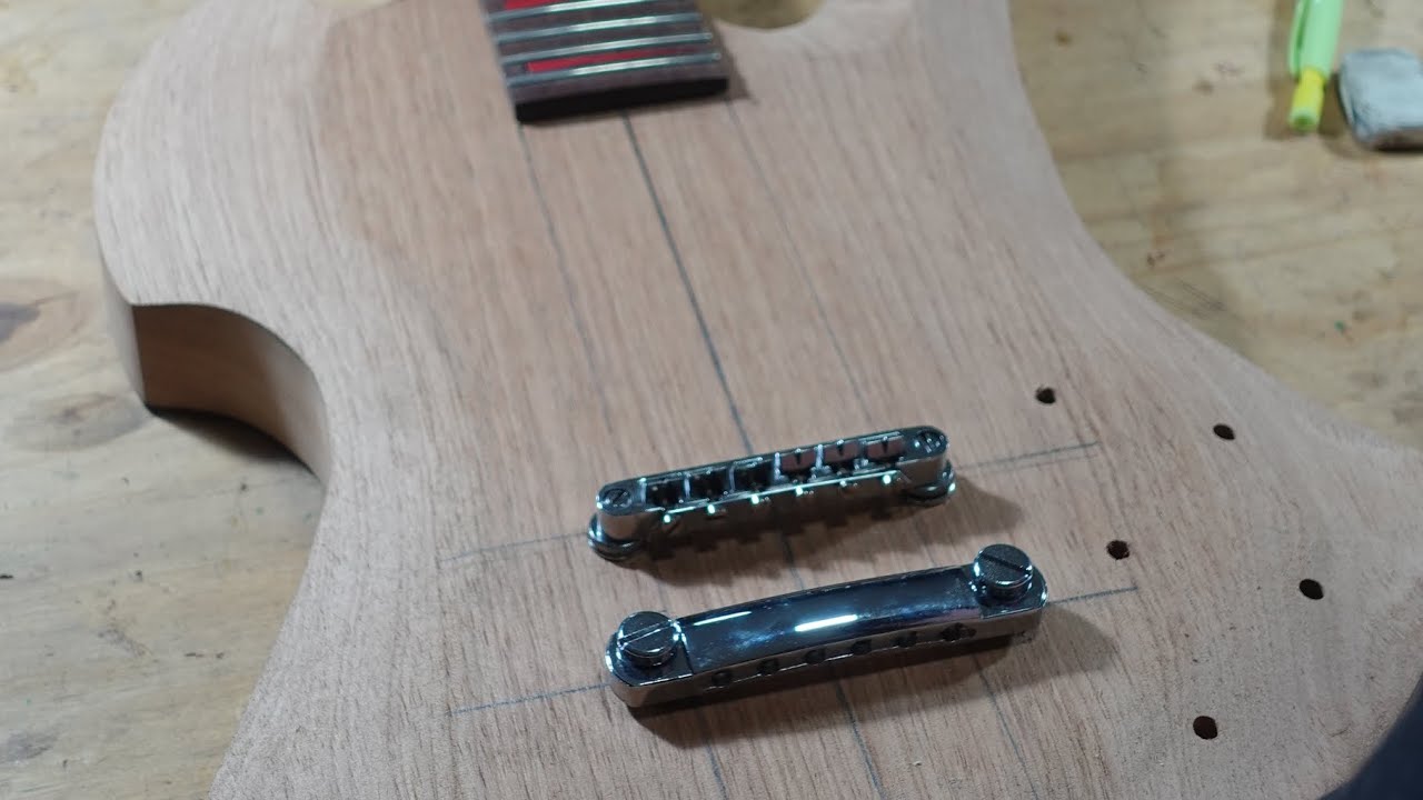 COMO ALINHAR A PONTE DA GUITARRA (DAQUELE JEITÃO)