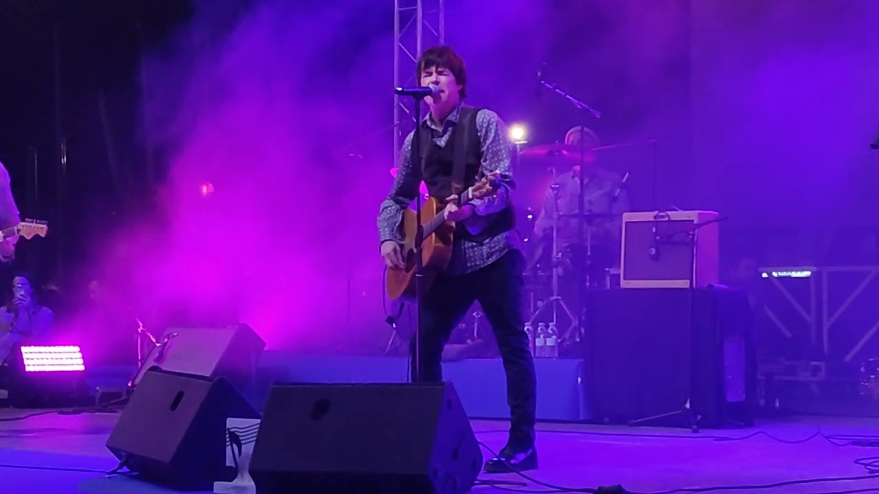 TAM TAM GO. Caer a tus pies.50 Aniversario de la Puerta de Hierros de la Feria de Albacete.
