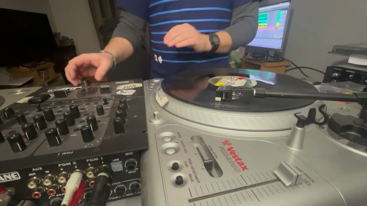 Skratcher Of The Year 2025 Round #2 – DJ Krotki