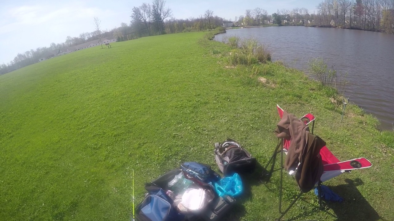Carp fishing with boilies, sweet corn and red venom