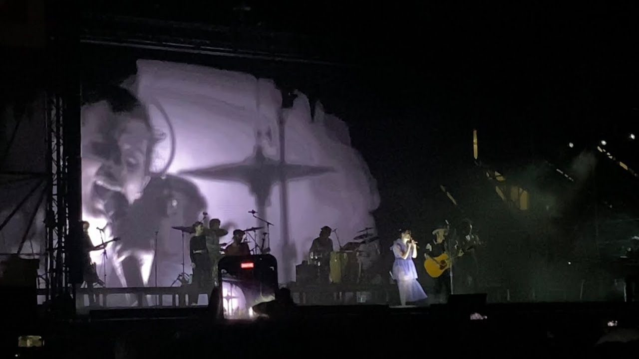 Leiva y Ximena Sariñana - Histéricos @ Vive Latino 22