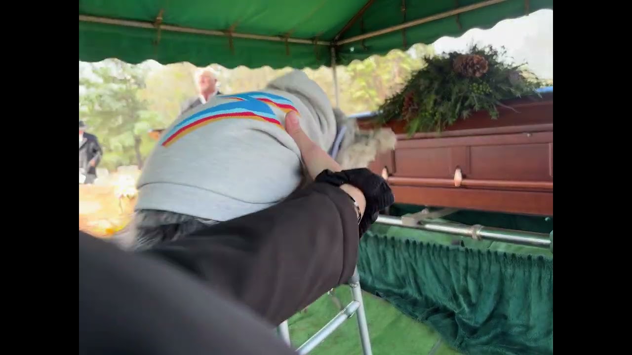 Graveside service for Dad- Bo Waller at Berry Cemetery 