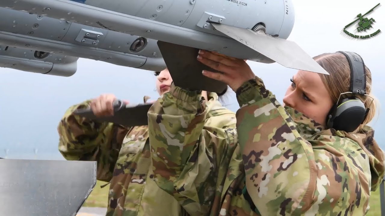 A look at U.S. Air Force Technicians Maintaining a F16