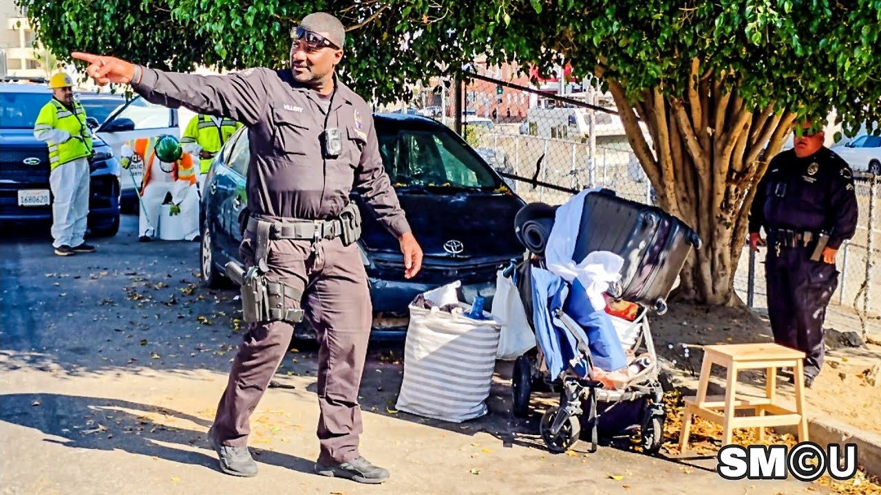𝗛𝗢𝗠𝗘𝗟𝗘𝗦𝗦 𝗦𝗪𝗘𝗘𝗣: Police and Crews Dismantle Encampment in Venice