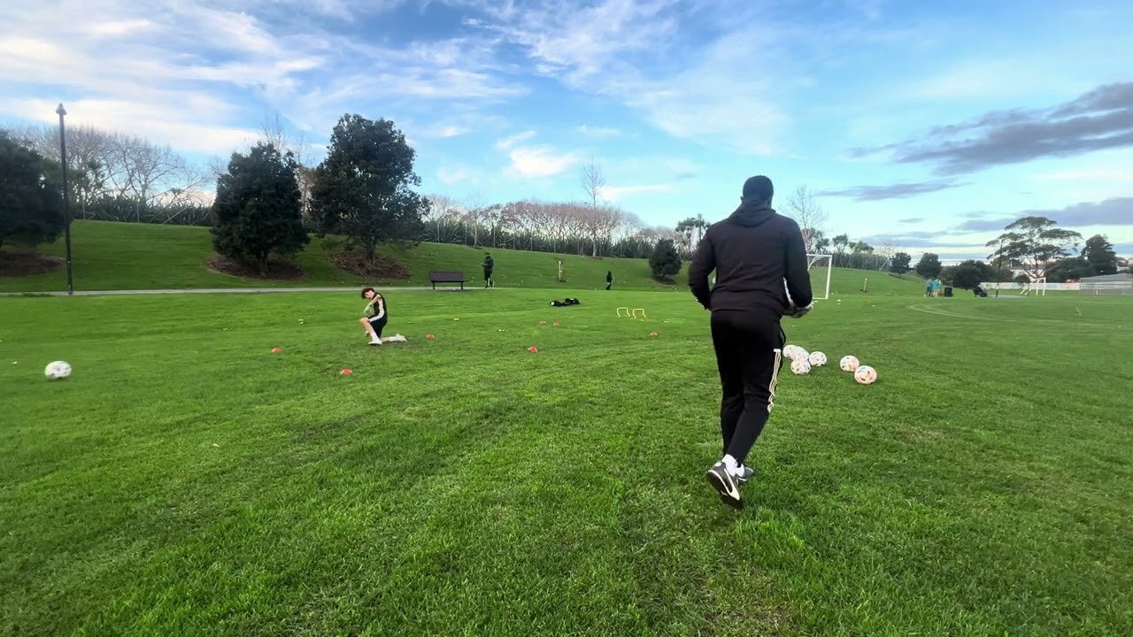 AUFC U14/15 Gk session