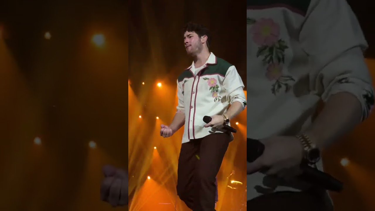 When You Look Me in The Eyes - @JonasBrothers in Manila 2024