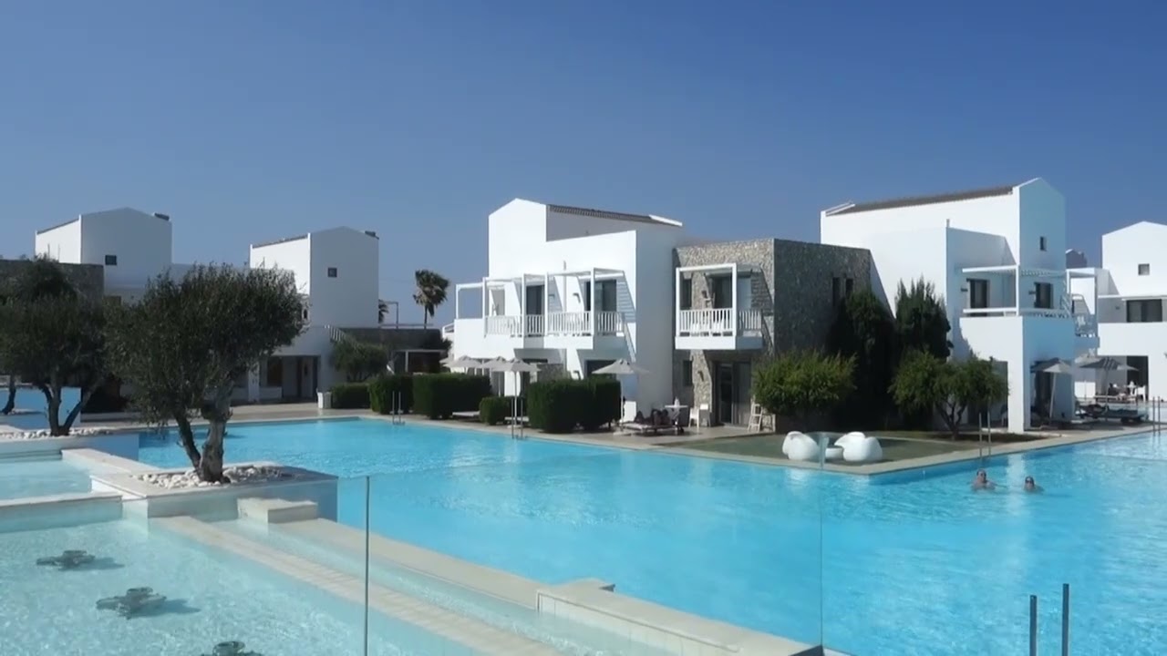 Diamond Deluxe Hotel