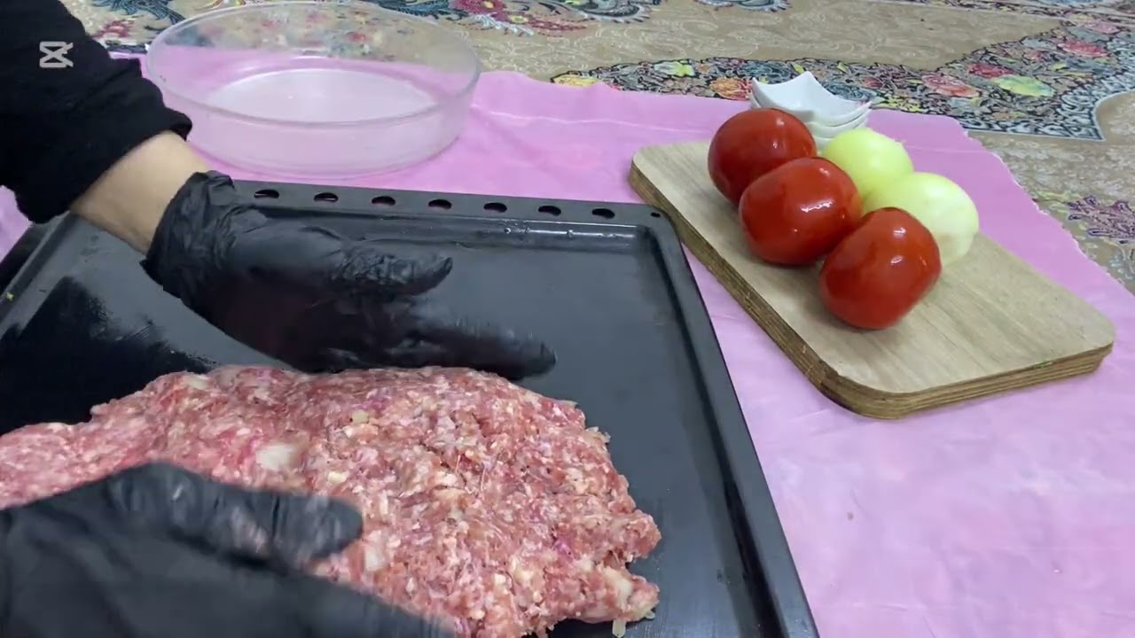 شوي كباب اللحم 🥩بلفرن  لذيذ لذاذة😋 تعالوا نشاهد الفديو سويا