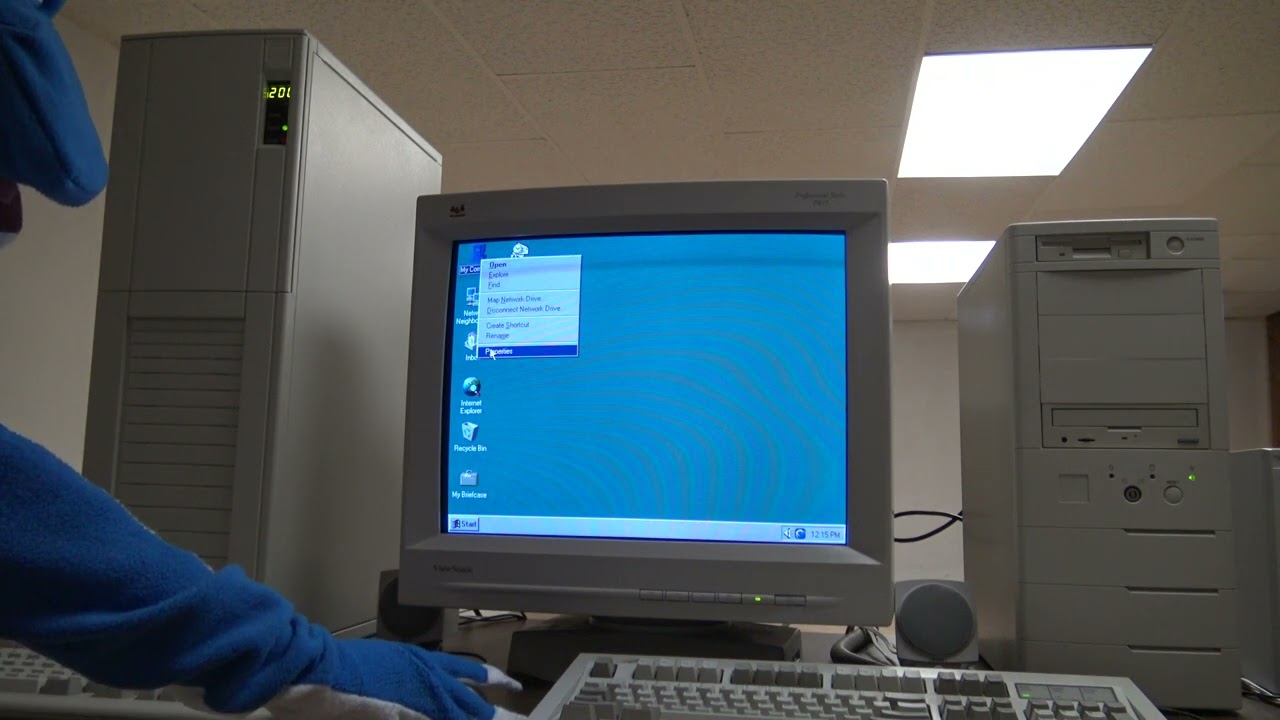 ViewSonic P815 switch between VGA and BNC connections Two PC startup in the BACKROOMS