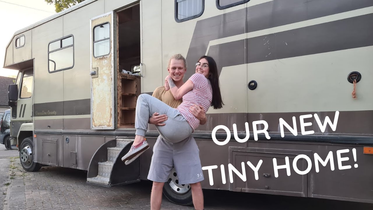 HORSE BOX CONVERSION || 7.5 TON FORD CARGO || NEW HOME