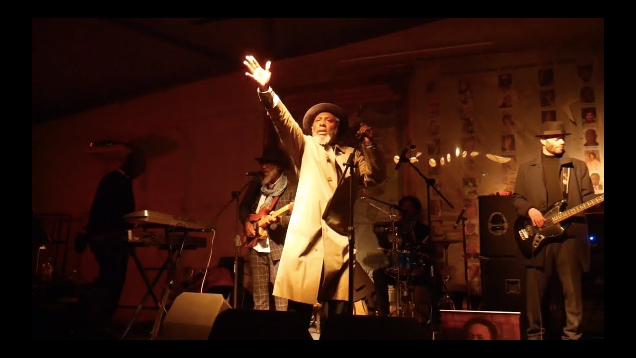 TENDERLY - RAS FIDEL & THE CHAPELTONIANS