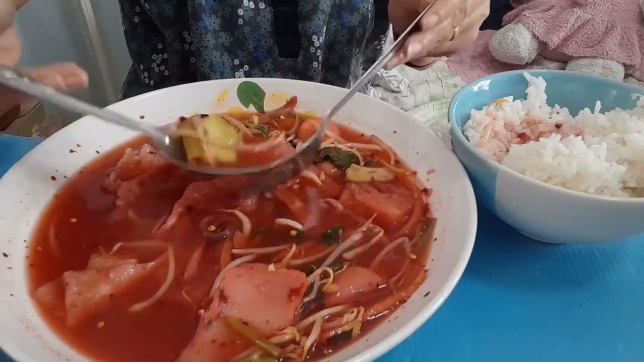 มากินเย็นตาโฟหมูแผ่นค่ะ@ประดิษฐ์ขาย สู่ทำ