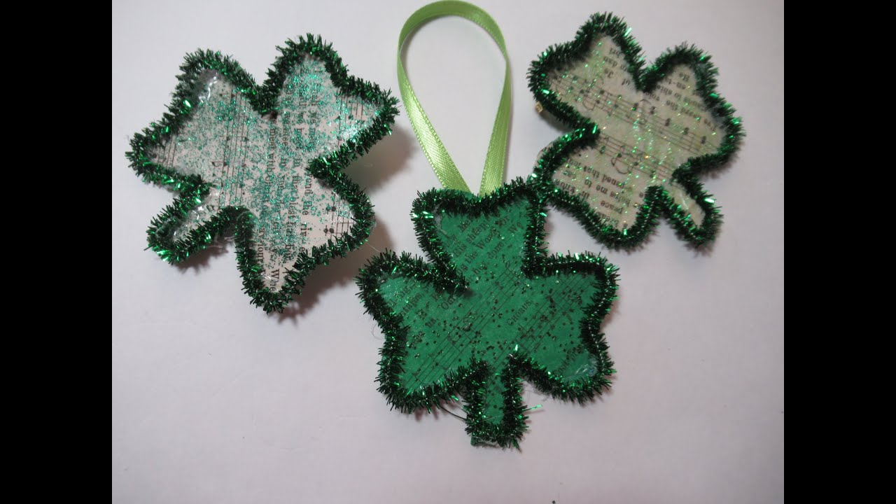 St Patrick's Day paper brooch or ornament