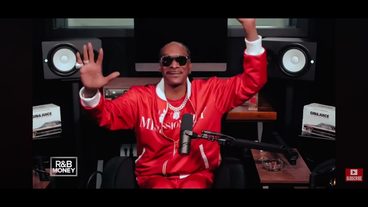 Snoop Dogg shows JT the Bigga Figga Love. #snoopdogg #rap #hiphop #bayarea #jtthebiggafigga