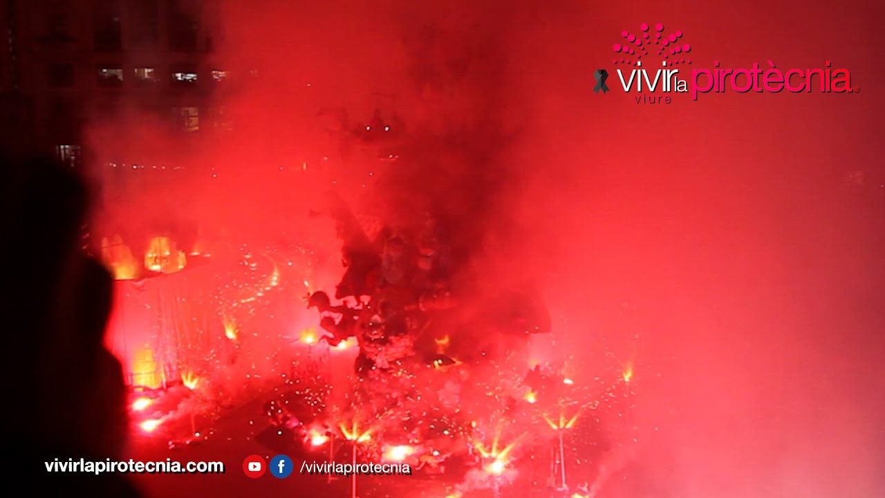 Fallas Valencia 2025, Nit de la Cremà 2025, Falla Municipal, Pirotecnia Caballer FX
