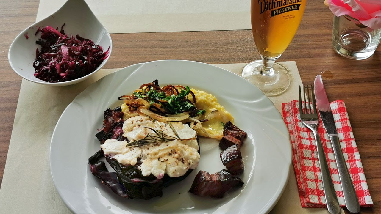 Dithmarscher Kohltage: Rezept-Tipp | Rotkohl-Steak (Holsteinisches Haus, Burg)