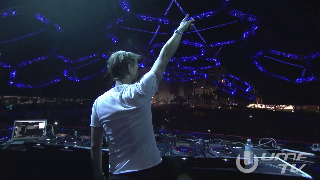 Armin van Buuren live at Ultra Music Festival Miami 2013 (ASOT Stage)