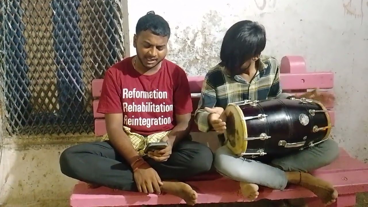 अपने इ बुंदेलखंड में कृपा हो गई राम की बाबा बागेश्वर धाम की गीत-गोवेर्धन गायक- लोकेश (8287235585)