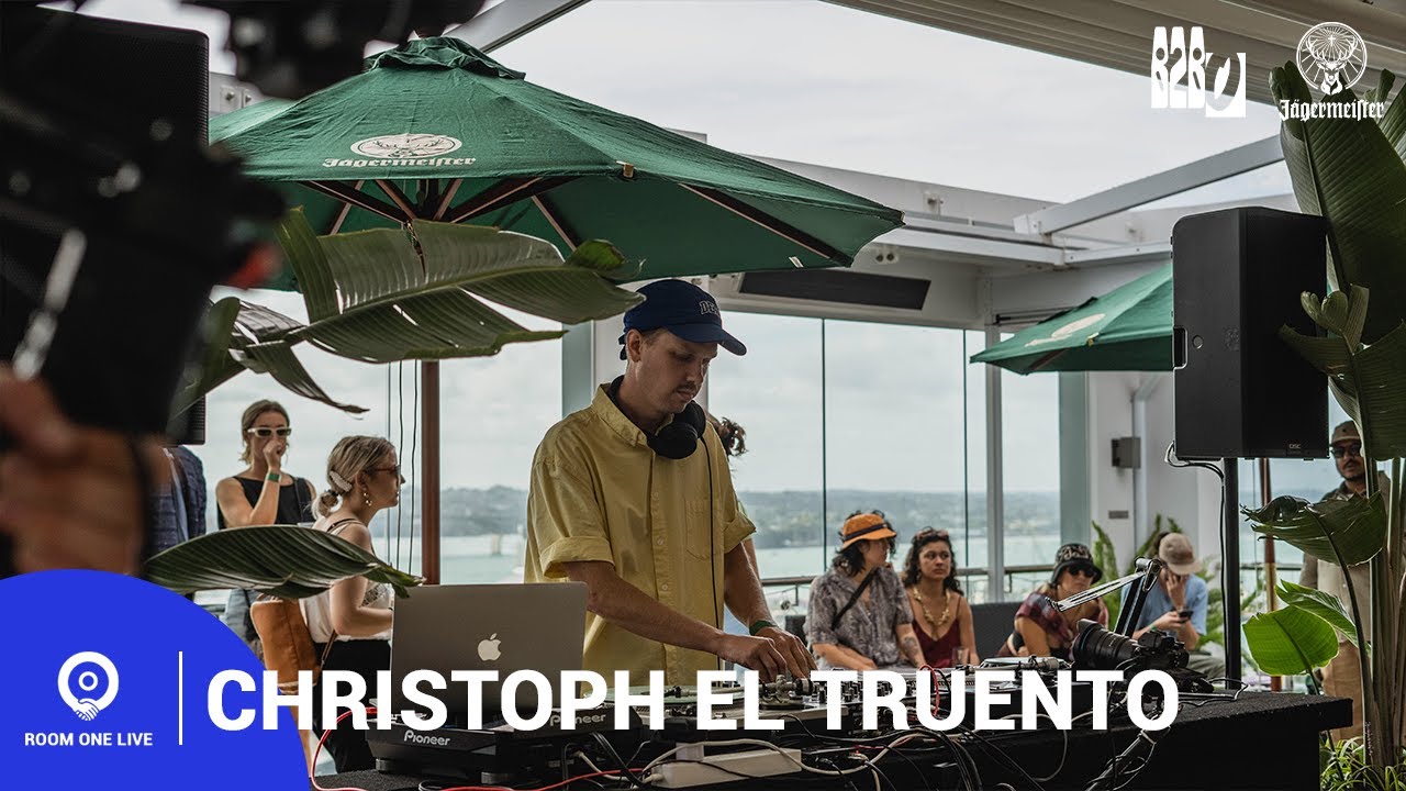 CHRISTOPH EL TRUENTO | Room One Live @ Rydges Hotel