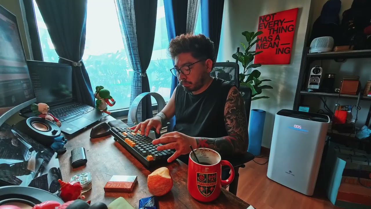VLOG 01 | Work, Routine & Real Life