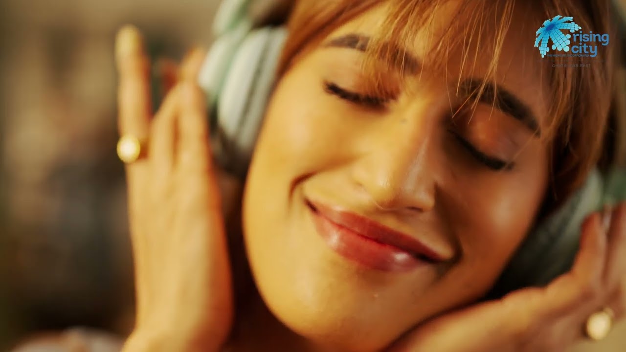 Певица Акаса Сингх покажет вам, что представляет собой Rising City в Гаткопар-Ист | Посмотрите ви...