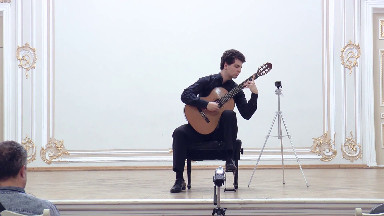 Alexander Feldman plays Choro de Saudade by A. Barrios