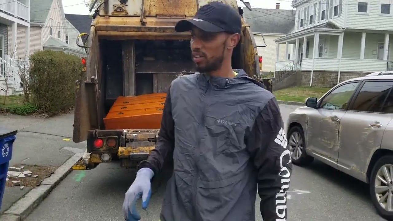 crushing trash 61