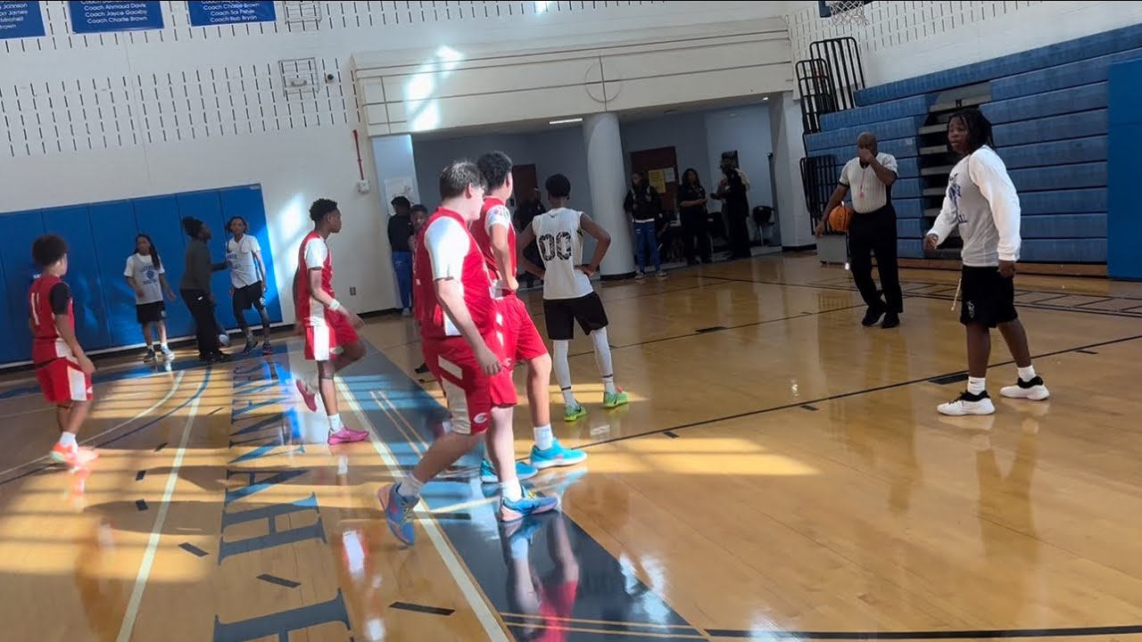 9th Grade Game. Savannah High beats Effingham on last second free throws (25-23)