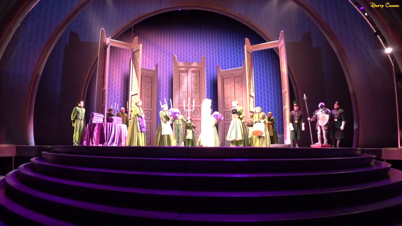 ºoº ディズニー カリフォルニア アドベンチャー アナと雪の女王  フローズンライブ  Anaheim Disneyland Frozen – Live at the Hyperion