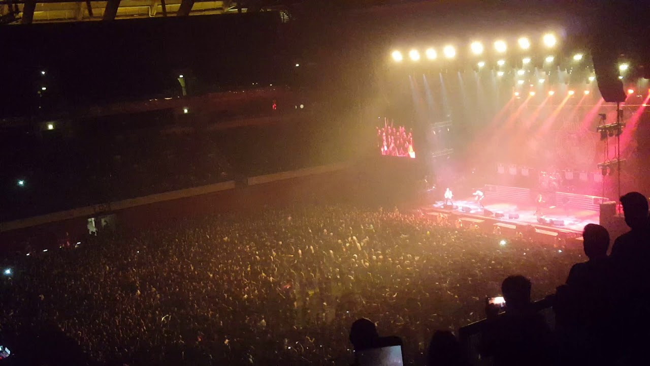Incredible circle pits during Lamb of God - Redneck @ VOA Festival Lisboa 2019