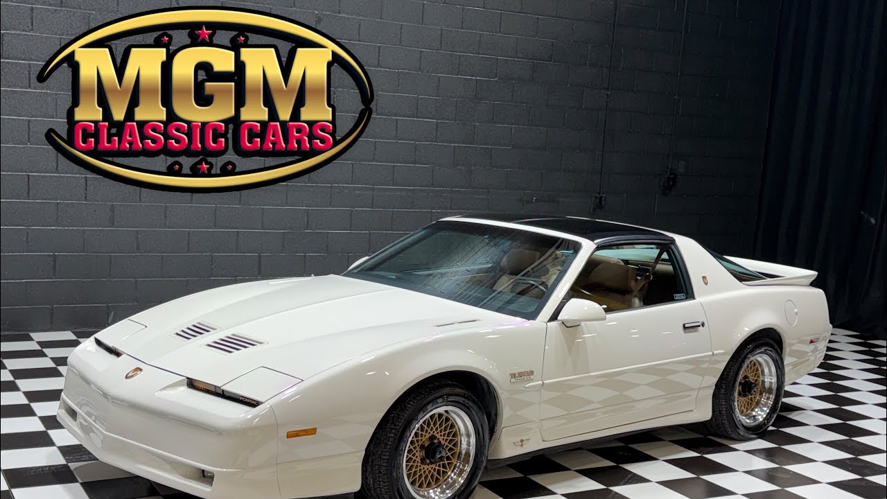 Автомобиль безопасности Pontiac Turbo Trans Am 1989 года выпуска, пробег всего 3900 оригинальных ...