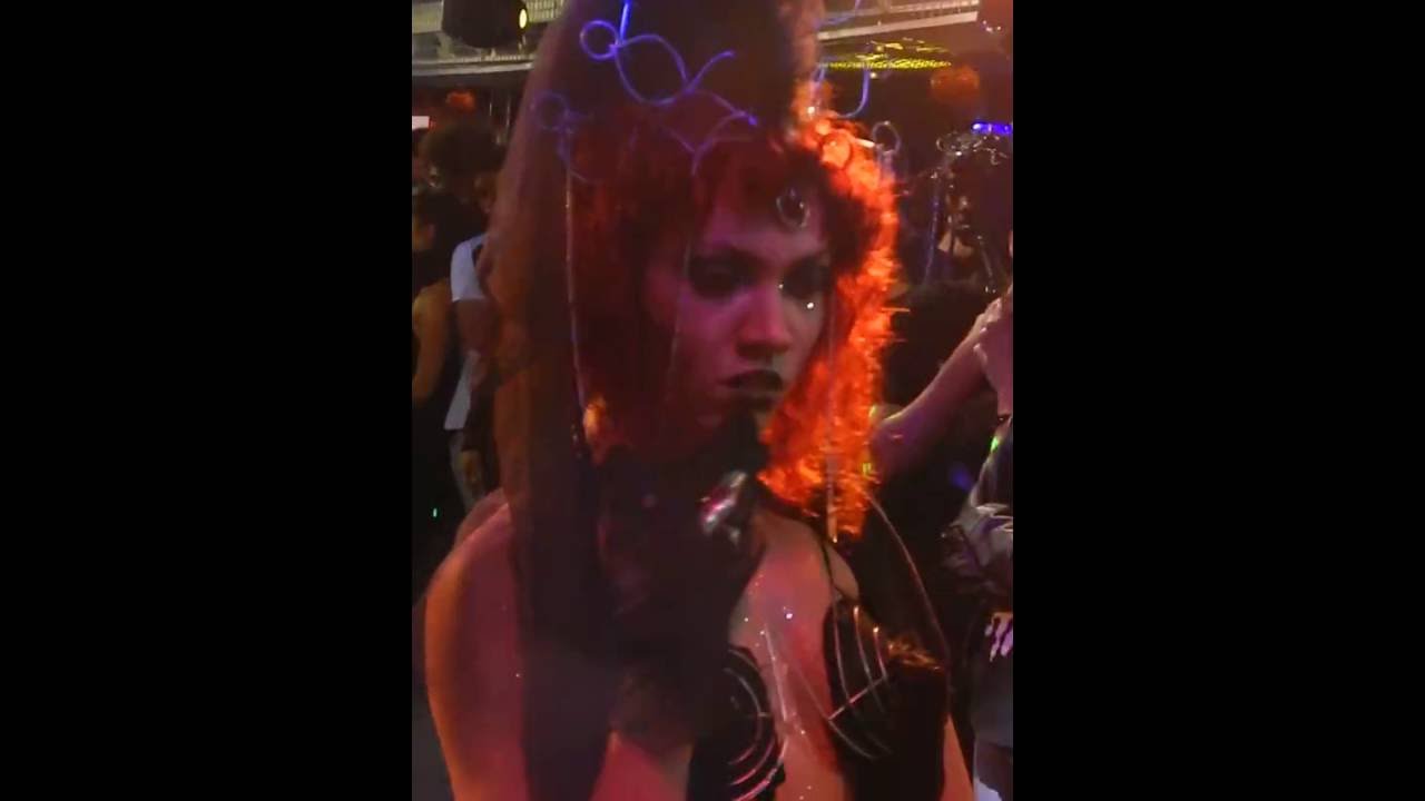 vogue ball rio/ 4 runaway (vict&oacute;rya Cazul x Felix Pimenta)