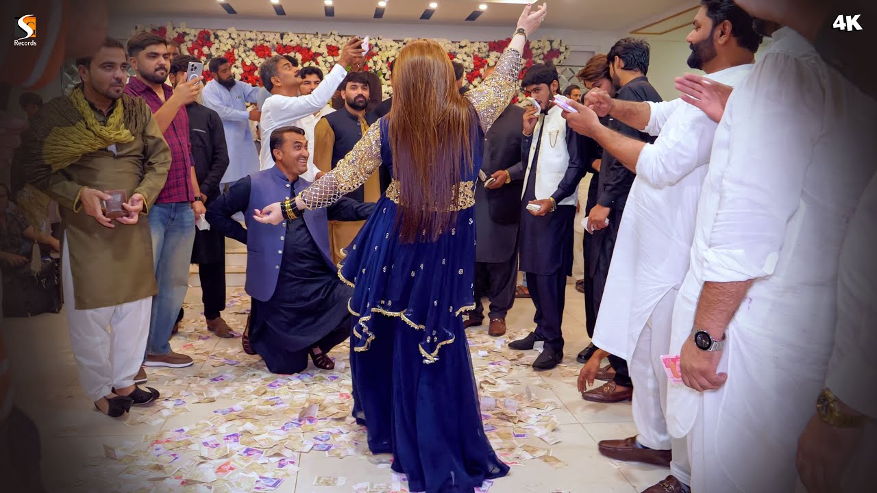 Meri Lagdi Kisay Na Vekhi, Chahat Baloch Mujra Dance Performance, SGRecords 2025