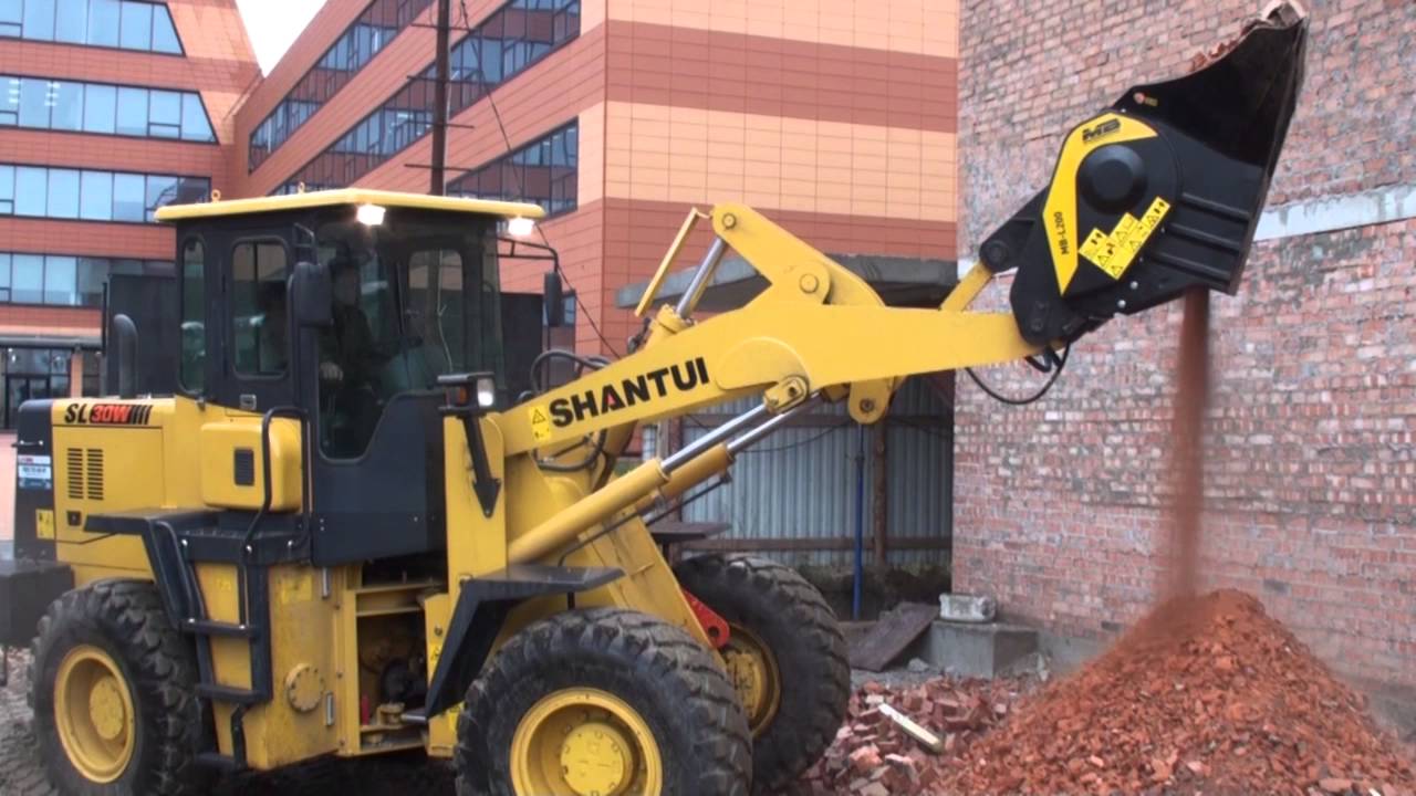 MB-L200: the crusher bucket changes shape
