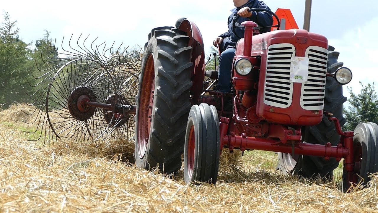 Bukh 452 Super Raking Straw w/ Vicon Acrobat Hayturner | Old Timers | DK Agriculture