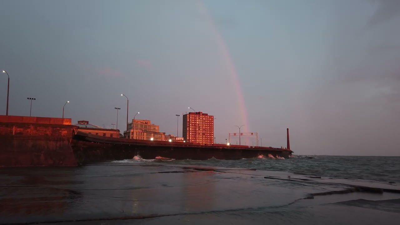 Escolleras sarandi atardecer de enero