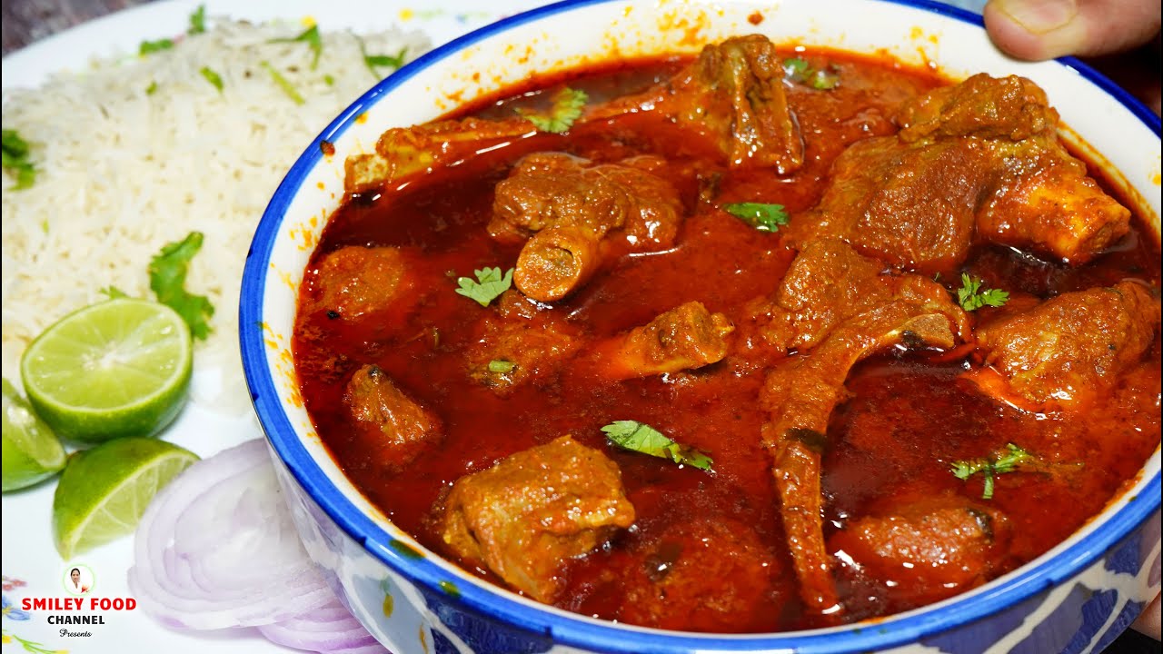 एक नम्बर ग्रेवी वाला पंजाबी स्टाइल मटन का सालन | Punjabi Style Mutton Curry Recipe | Smiley Food