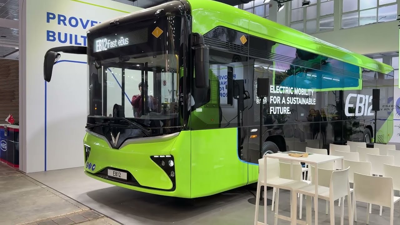 VinFast EB12 (2025) &ndash; Fully Electric City Bus | Interior & Exterior &ndash; Busworld Europe 2025 Brussels