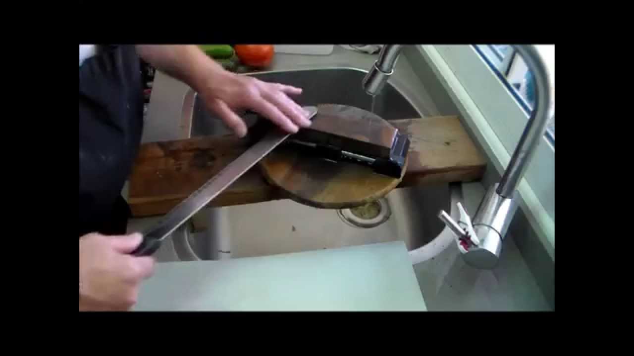 ארוחת שישי. המסע הקולינארי. מעשה בסכין 