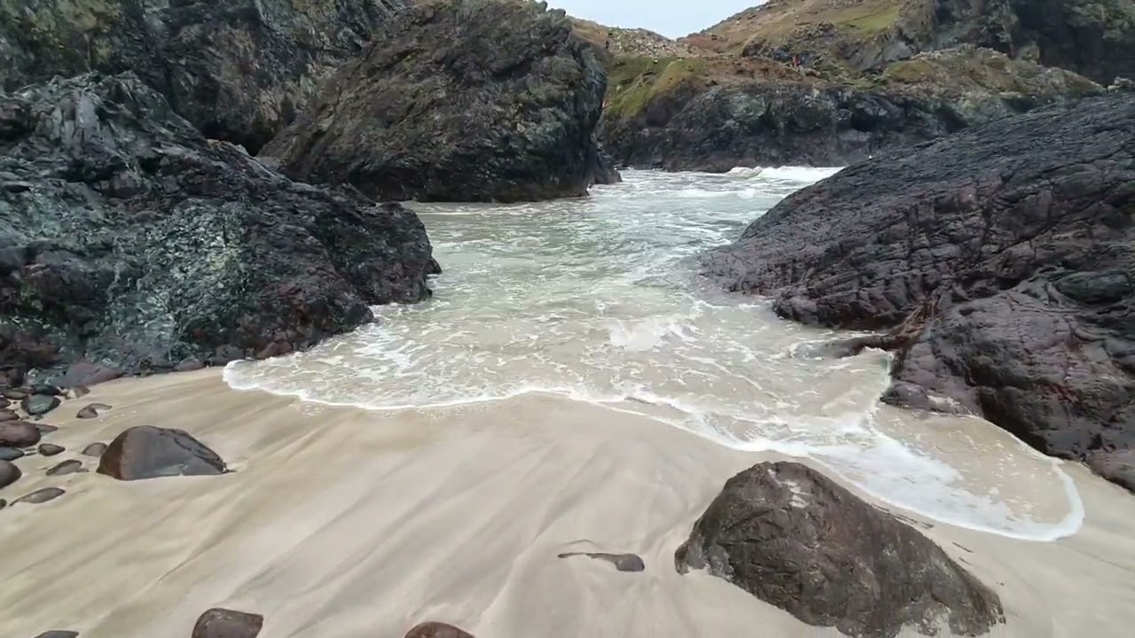 Sounds Of The Sea At Kynance Cove