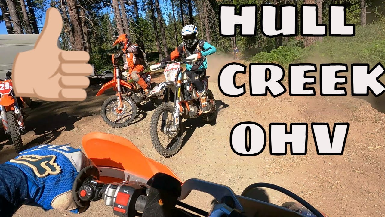 Одноколейный мотоцикл для мотокросса Hull Creek OHV, округ Туолумне, Северная Калифорния
