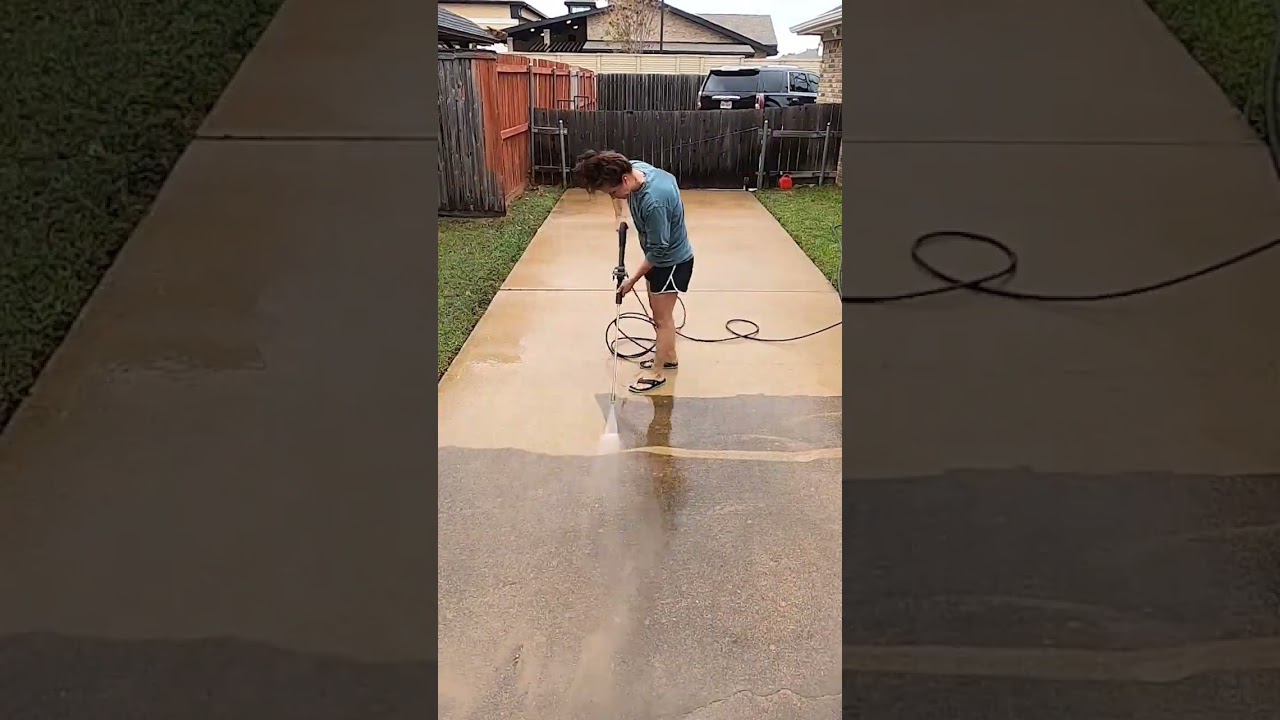 Power Washing Driveway | SO SATISFYING!