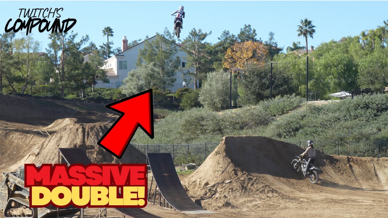 Dean Wilson: RIDING AT JEREMY 