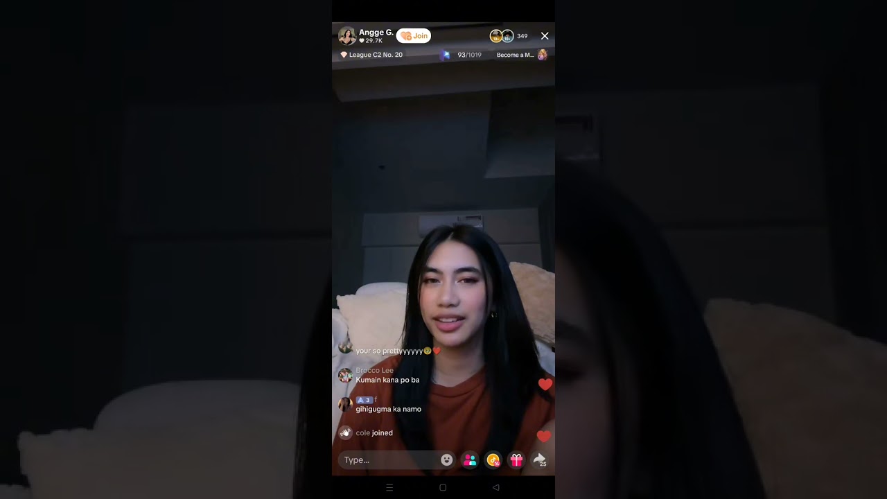 angge tiktok live (251129)
