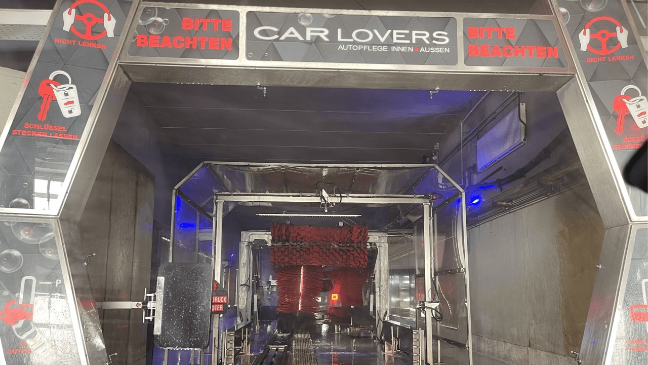 DICO Express Carwash - Indoor-View | 