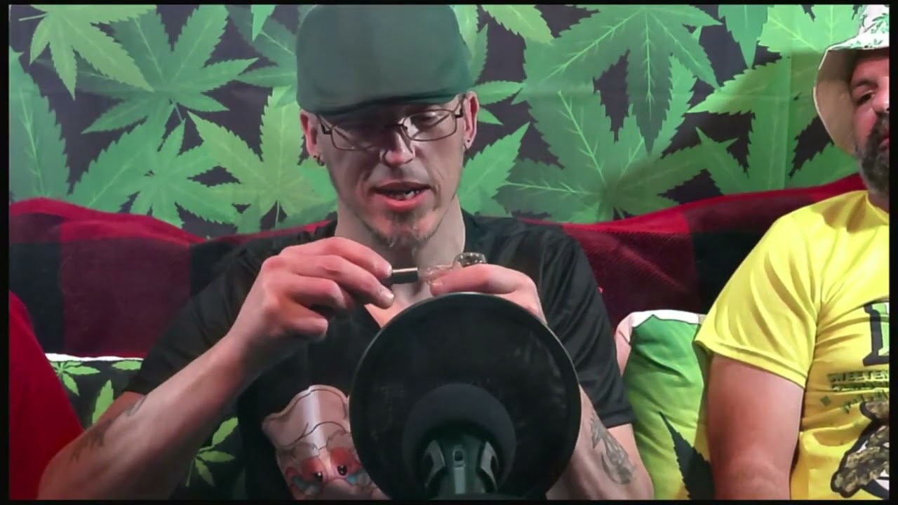 CHEECH GLASS 5