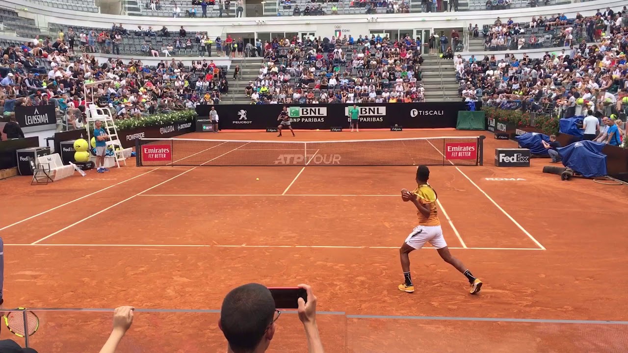 [TRAINING] Delpotro - Auger Aliassime (COURT LEVEL VIEW) (HD)