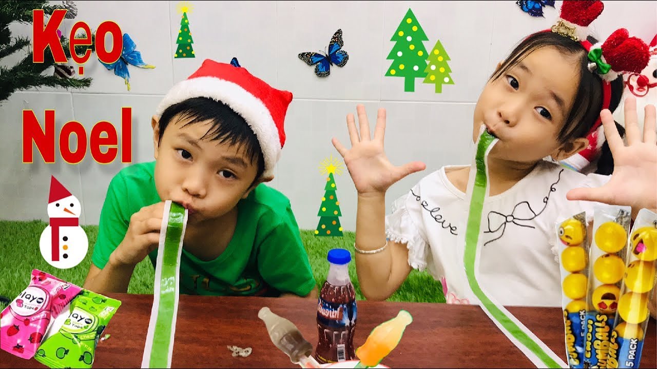 Stin Dâu & Hộp quà Kẹo Noel Vui Nhộn (^_^) Kẹo Dẻo Cuộn Thái - Kẹo Coca Nổ & Singgum Thái.