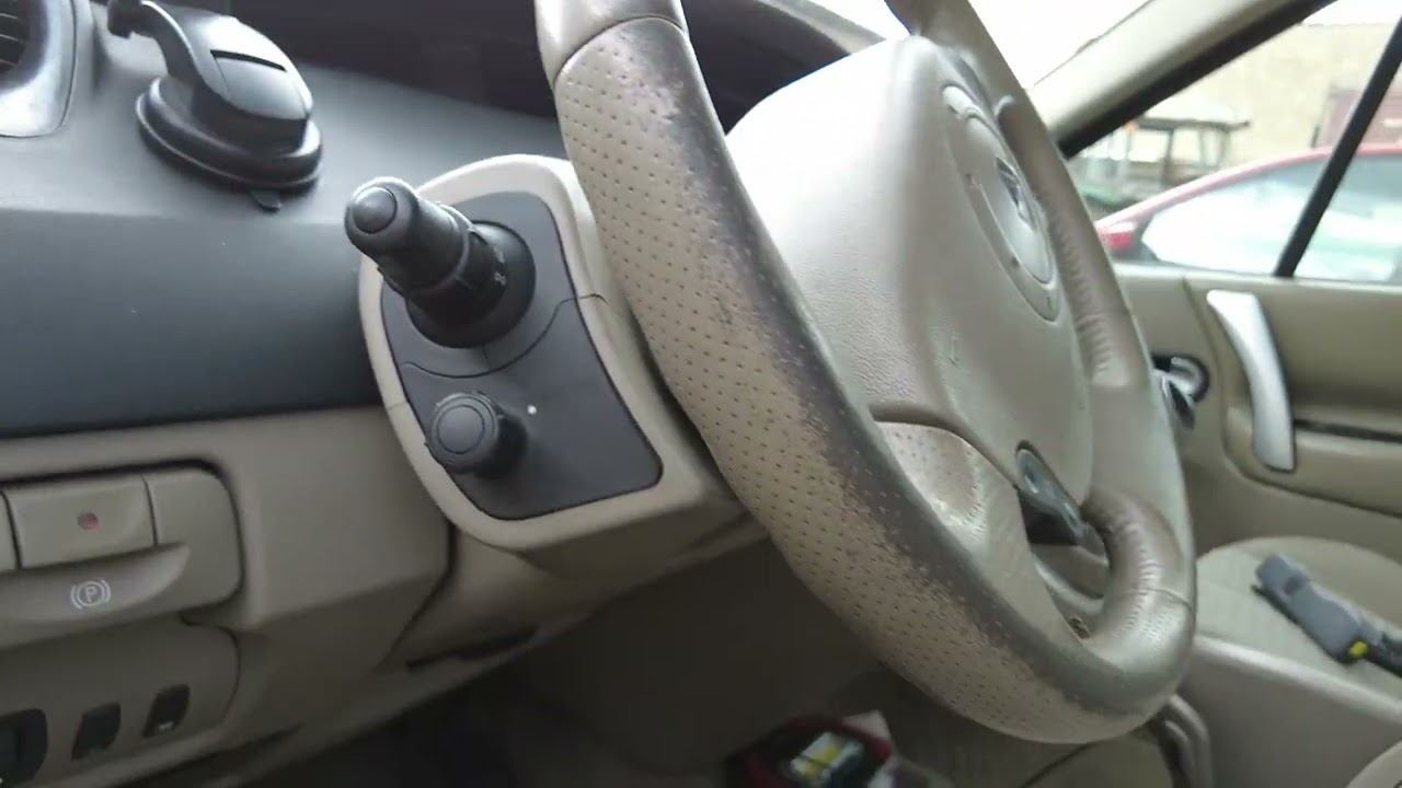 Renault scenic 2 bezpiecznik licznika i elektrycznie regulowane lusterka