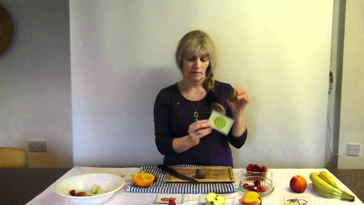 Learn Makaton Signing - How to Make a Fruit Salad